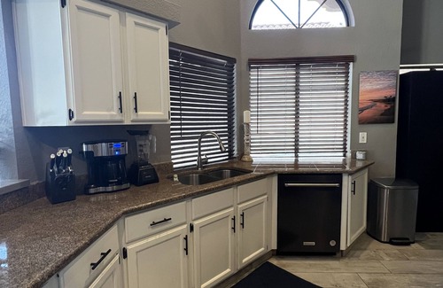Falconpoint House | AMAZING AHWATUKEE LOCATION! MOUNTAIN VIEWS! SUPER CLEAN UPDATED HOUSE!