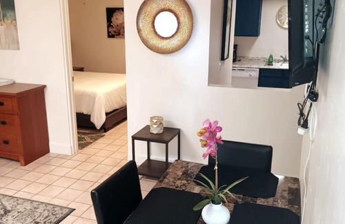 Tucson Apartment | Amazing and Cool 2-Bedroom Unit in Central Tucson
