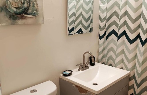 Tucson Apartment | Amazing and Cool 2-Bedroom Unit in Central Tucson