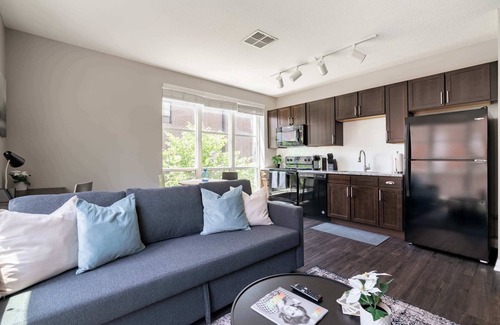 Scioto Mile Apartment | Amazing Apartment Along the River
