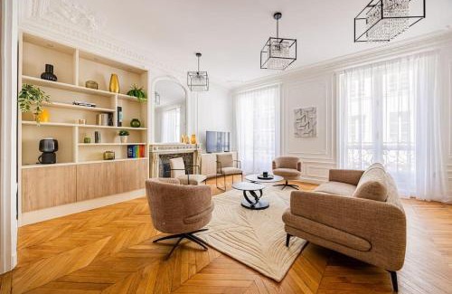 8th Arrondissement Apartment | Amazing Apartment # Champs Elysées # Paris 8 # AC