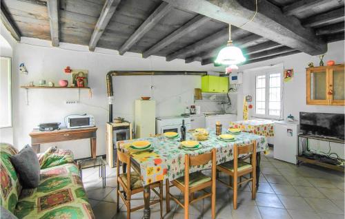 Arzeno Apartment | Amazing Apartment In Codivara With Wifi