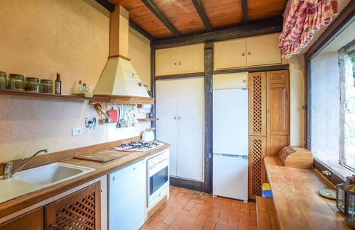 Ficulle Apartment | Amazing apartment in Ficulle with WiFi