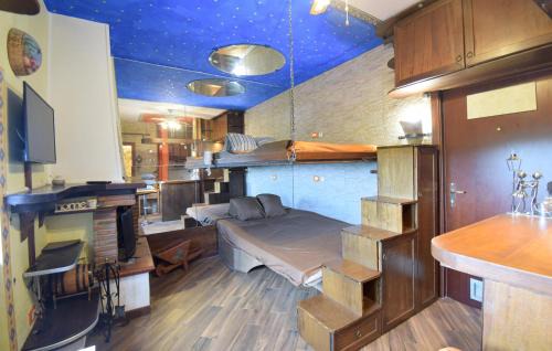 Micigliano Apartment | Amazing Apartment In Micigliano With Wifi