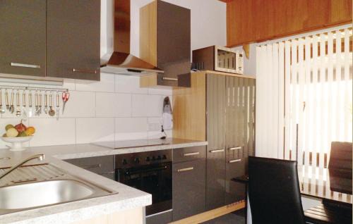 Duedinghausen Apartment | Amazing Apartment In Medebach With Wifi
