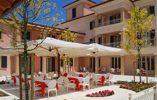 Tortoreto Apartment | Amazing Apartment In Tortoreto