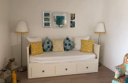 Sesimbra House | Amazing Beach & Pool Apartment with Garden