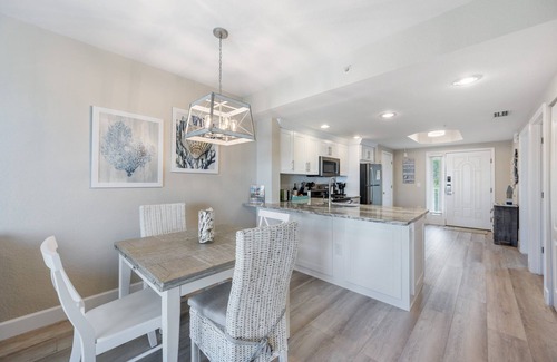 Treasure Island Condo | AMAZING BEACH VIEW/FULLY REMODELED CONDO/ALL NEW FURNITURE/HEATED POOL