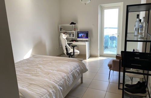 Al Majaz Apartment | amazing beach view , 5 star full furnished