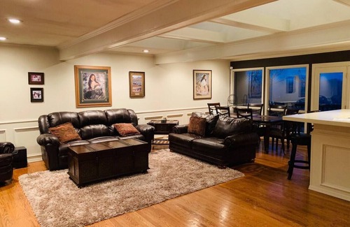 Bella Vista House | Amazing Deals Now! Ozark Retreat-Lake Views!