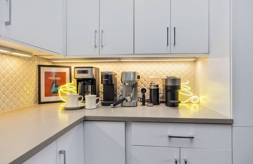 West End Apartment | Amazing Downtown Nashville on Westend with 13 beds