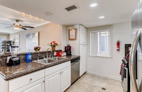 Newport Shores House | Amazing Family Friendly Newport Beach Home - 1 Block To Ocean (C2)