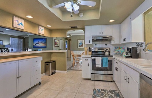 West Bradenton House | Amazing Game Room-86°Pool/Spa-Beaches-Dog Friendly