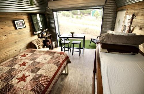 Monticello House | Amazing Glamping Village Ideal for Groups or Big Family Getaways in Utah