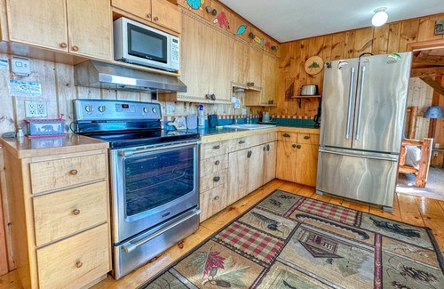 Grand Marais Cabin | Amazing Grace Cabin - Lake Superior - Grand Marais, MN