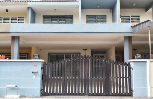 Kampung Chempaka Sari House | Amazing Holiday Homestay