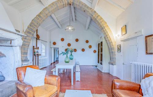 Rouet House | Amazing Home In Le Rouet With Wifi