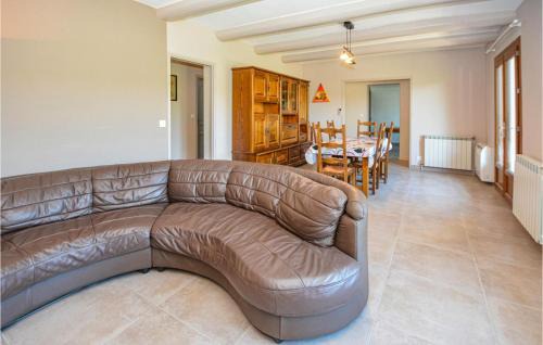 Les Salles-du-Gardon House | Amazing Home In Les-Salles-Du-Gardon