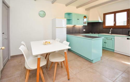 Les Salles-du-Gardon House | Amazing Home In Les-Salles-Du-Gardon