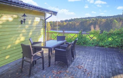 Atran House | Amazing Home In Ätran With Kitchen