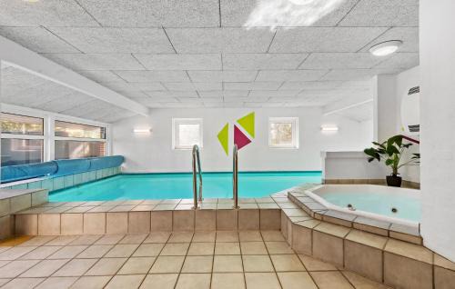 Blavand House | Amazing Home In Blåvand With Kitchen