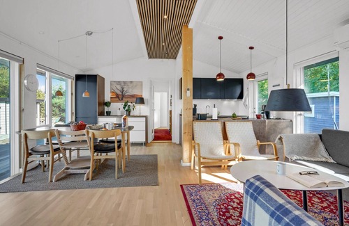 Bog By House | Amazing home in Bogø By with WiFi