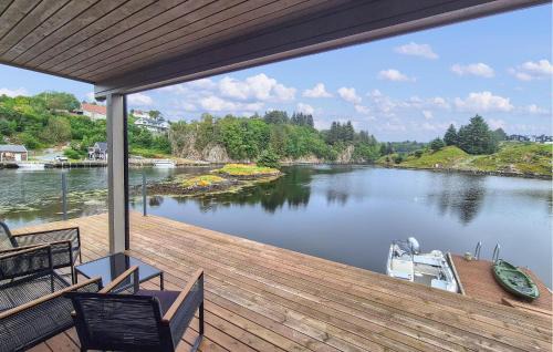 Meling House | Amazing Home In Bremnes With Wifi