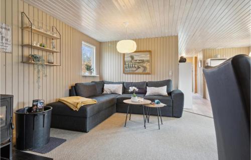 Øksenmølle House | Amazing Home In Ebeltoft With Wifi