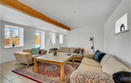 Follenslev House | Amazing Home In Føllenslev With Wifi