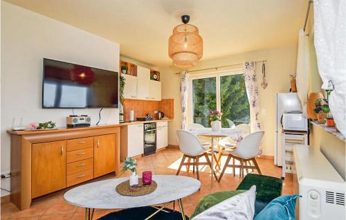 Goldlauter House | Amazing Home In Goldlauter-Heidersbach