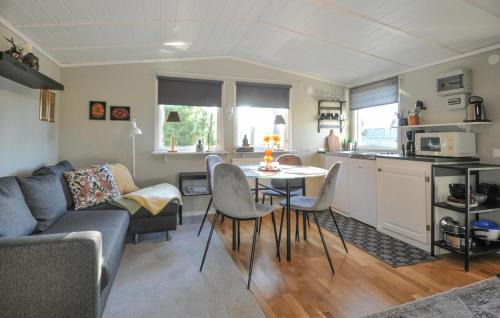 Grums House | Amazing Home In Grums With Wifi