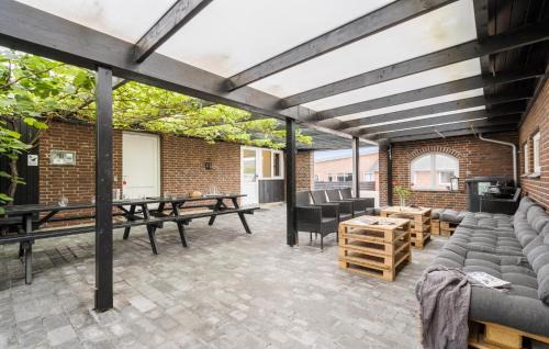 Hvide Sande House | Amazing Home In Hvide Sande With Wifi