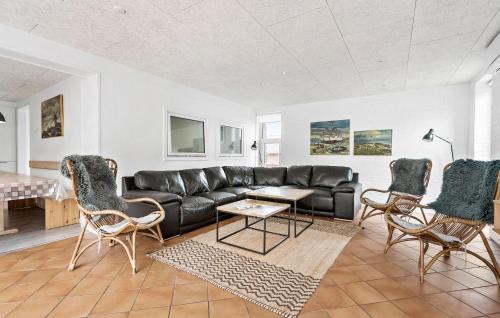 Hvide Sande House | Amazing Home In Hvide Sande With Wifi