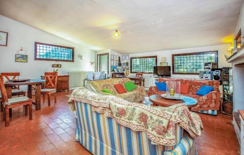 Tocco da Casauria House | Amazing Home In Tocco Da Casauria