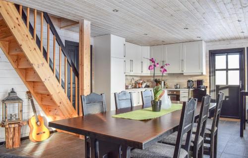 Suldal House | Amazing Home In Jøsenfjorden With Sauna