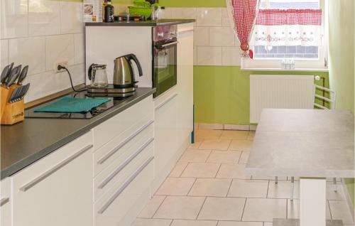 Kakerbeck House | Amazing Home In Kalbe Milde -Kakerbec