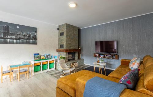 Brestovac House | Amazing Home In Novo Zvecevo With Sauna