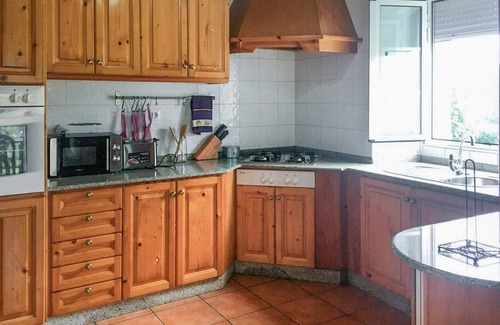 Porto de Espasante House | Amazing home in Ortigueira with WiFi