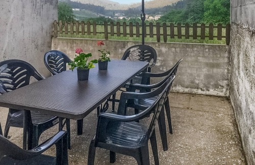 Porto de Espasante House | Amazing home in Ortigueira with WiFi