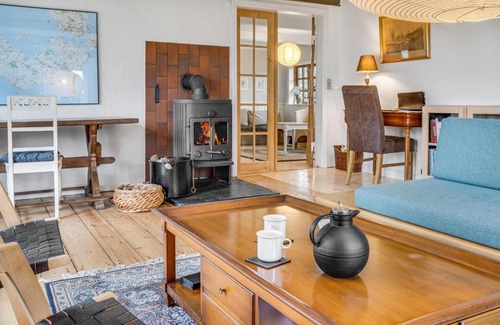 Oster Ulslev House | Amazing Home In Øster Ulslev With Wifi