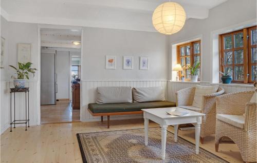 Oster Ulslev House | Amazing Home In Øster Ulslev With Wifi