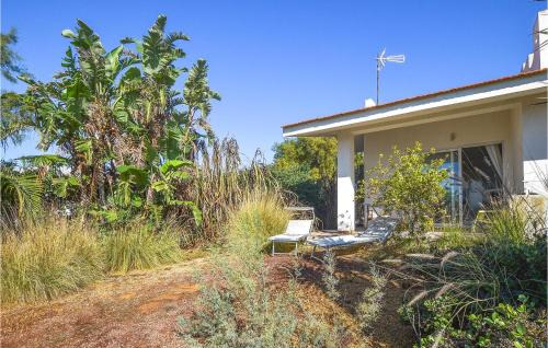 Punta Braccetto House | Amazing Home In Punta Braccetto