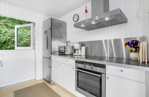 Ronbjerg House | Amazing home in Roslev with WiFi