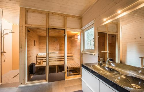 Ruhla House | Amazing Home In Ruhla With Sauna