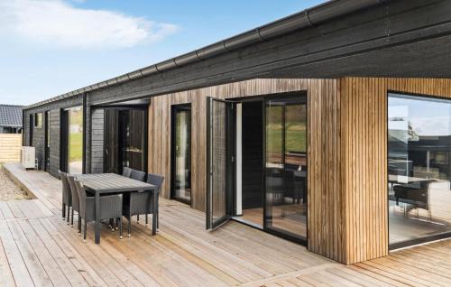 Sjølund House | Amazing Home In Sjølund With Wifi