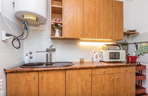 Senj House | Amazing home in Starigrad with WiFi