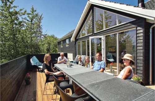 Holloselund House | Amazing Home In Tisvildeleje With Sauna