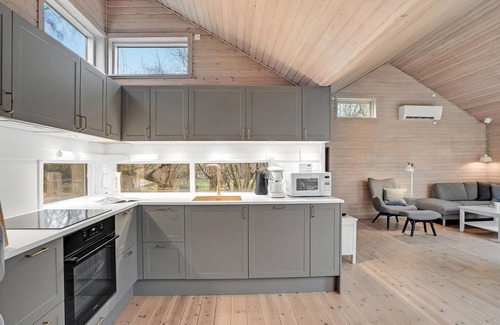 Bøtø By House | Amazing home in Væggerløse with sauna