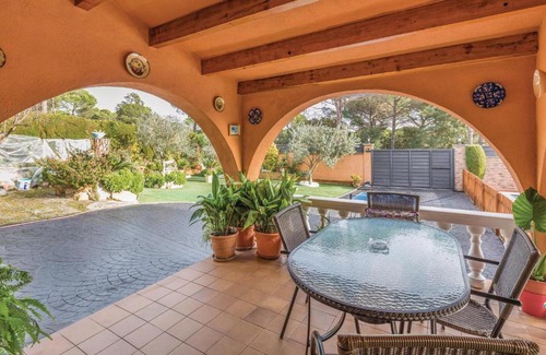 La Goba House | Amazing home in Vidreres with WiFi, Outdoor swimming pool and Swimming pool