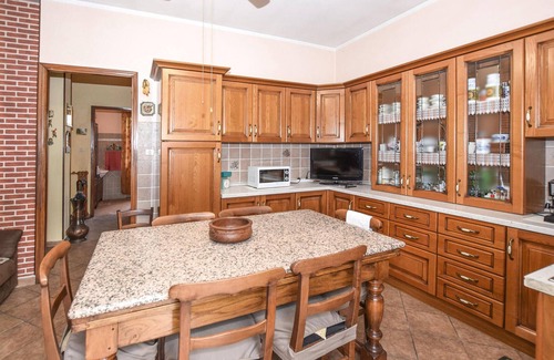 Sant'Ambrogio di Torino House | Amazing home in Sant'Ambrogio di T.